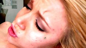Work in the office is so boring that Dakota Skye decides to fuck